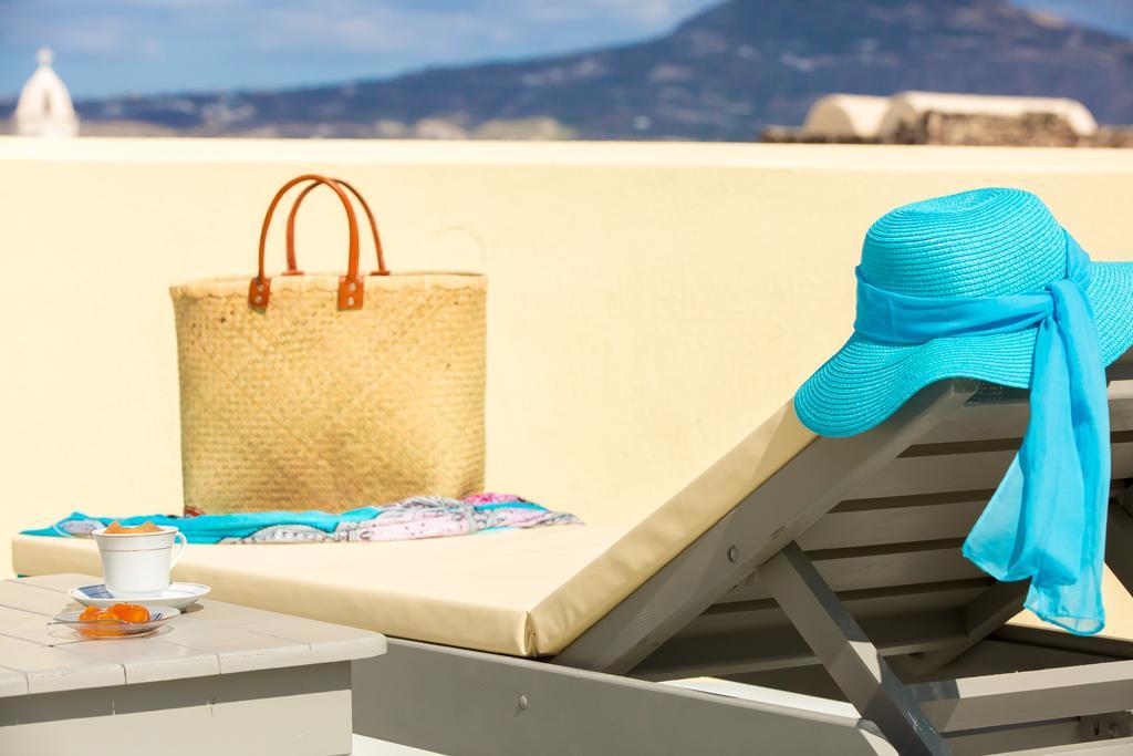 Love Nest With Hot Tub, Hammam & Outdoor Cinema Akrotiri  Bagian luar foto