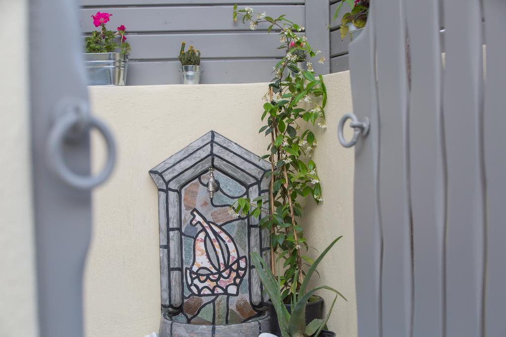 Love Nest With Hot Tub, Hammam & Outdoor Cinema Akrotiri  Bagian luar foto