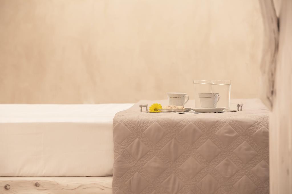Love Nest With Hot Tub, Hammam & Outdoor Cinema Akrotiri  Bagian luar foto