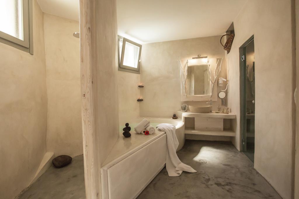 Love Nest With Hot Tub, Hammam & Outdoor Cinema Akrotiri  Bagian luar foto
